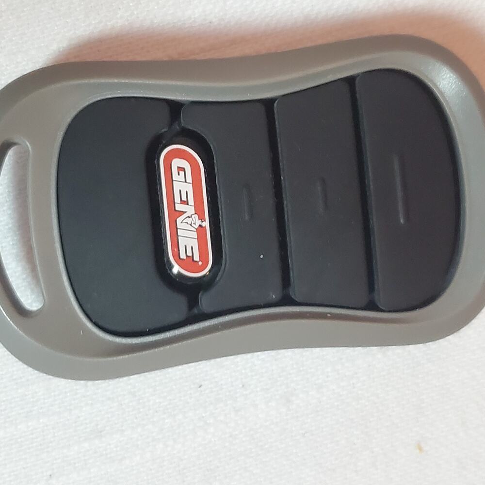 Genie G3T-R 3-Button Garage Door Opener Remote